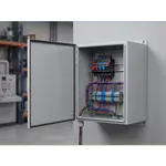 [Nexus:syscom] 2 - Gabinete de Bisagra Continua NEMA 12; IP66 de Uso en Intemperie, 305 x 254 x 203 mm, De Acero, Color Gris A12108CH imagen 2