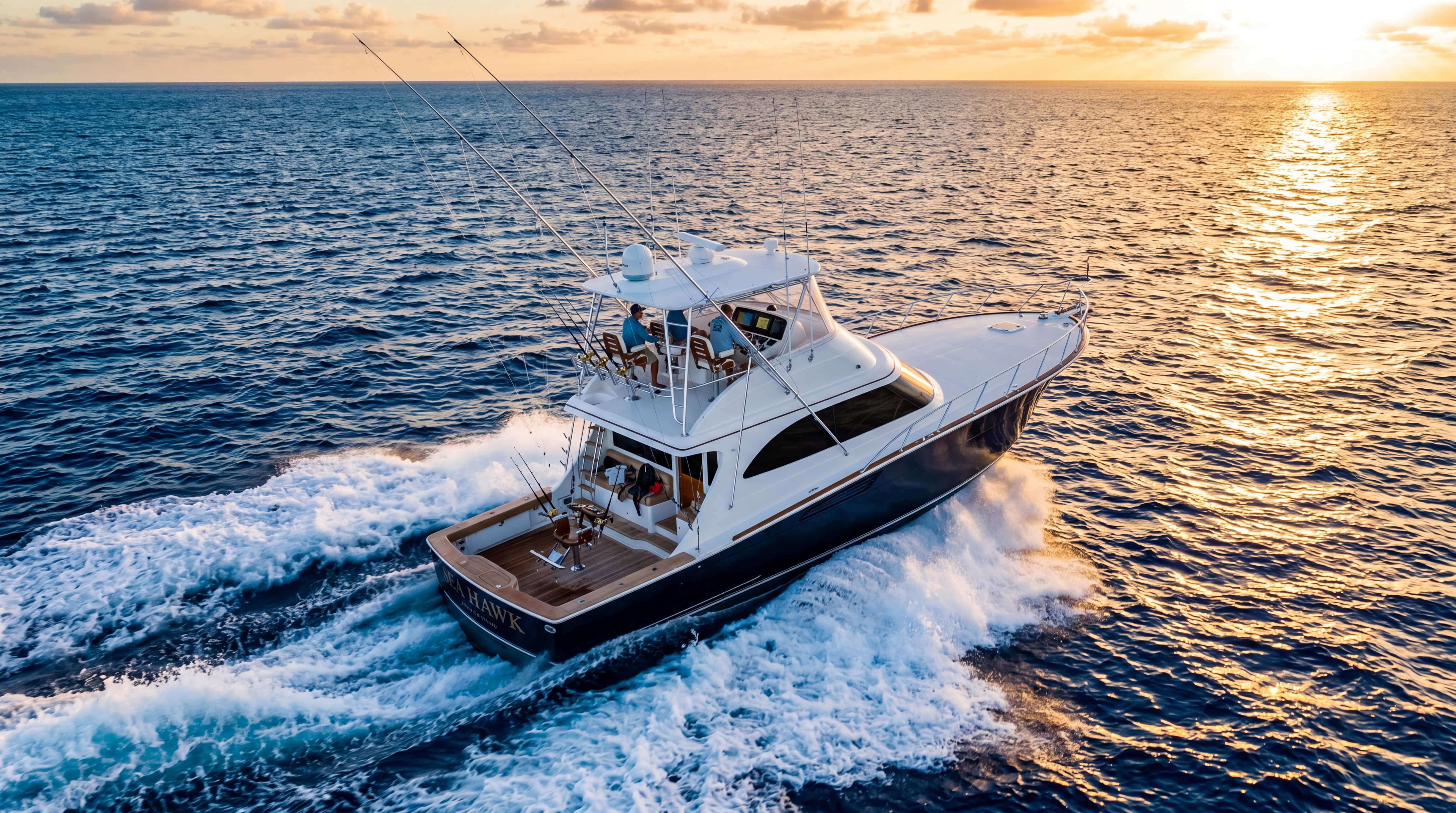 Yate de pesca deportiva al atardecer con equipo Ritchie