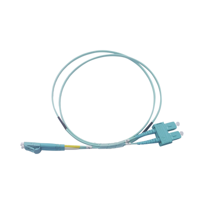Jumper de Fibra Óptica Multimodo OM3 50/125 LC-SC OFNR (Riser), 2.0 mm, Dúplex, Aqua, 2 Metros (6.56 Pies)
